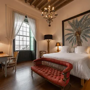 4* Hotel Emblematico La Casa De Naranjos